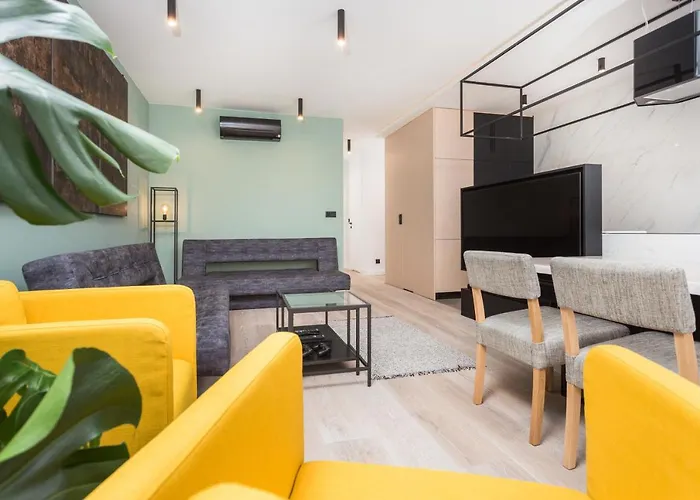 Of The Kings-bijou * Cracovia